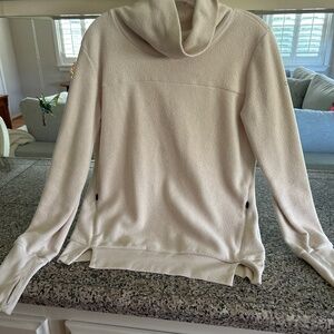 Aloe Mock turtleneck sweatshirt